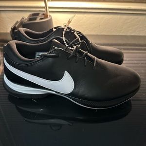 Nike air zoom victory tour 2 size 10.5 golf shoes